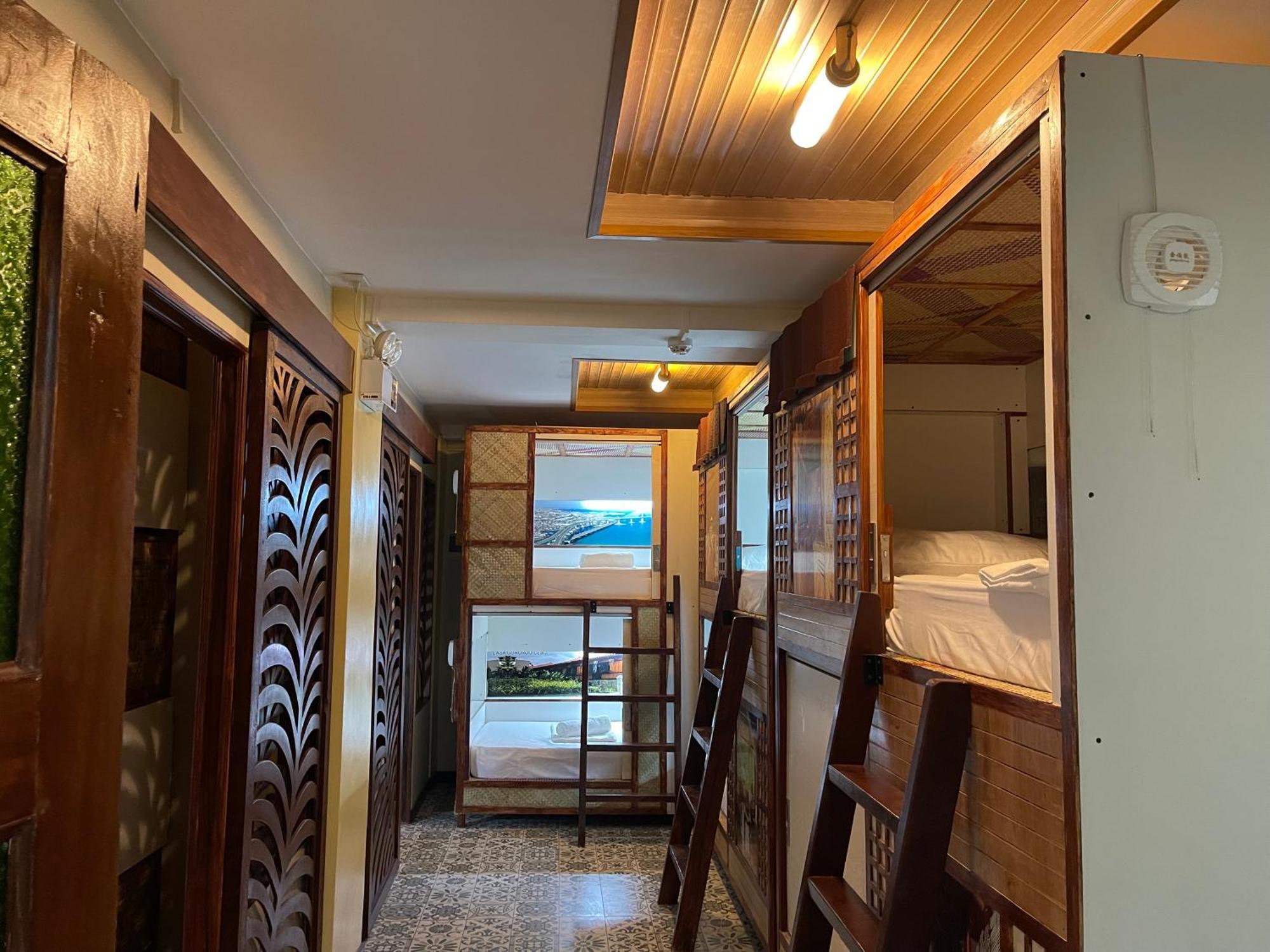 Balai Balai Capsule Hotel Cebu Stadt Exterior foto